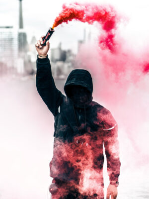 Abrigo negro revolucionario